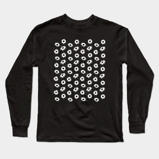 Daisy Ditsy Pattern on White Flowers on Black Long Sleeve T-Shirt